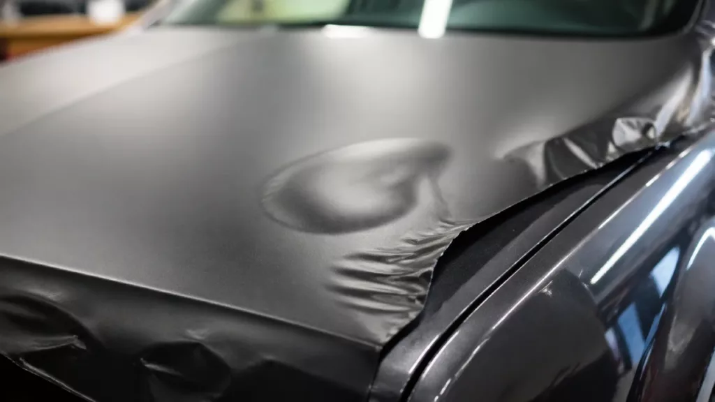 Covering avec bulle qui se déchire