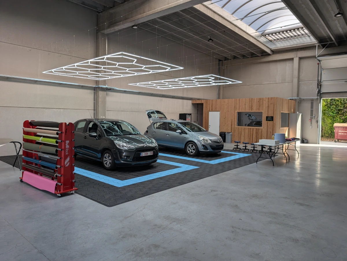 Zone de pose dans l’atelier de formation covering